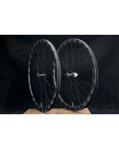 Customize Base 700C Carbon Disc Wavy Wheelset 28mm Wide CX All Road Gravel Asymmetric
