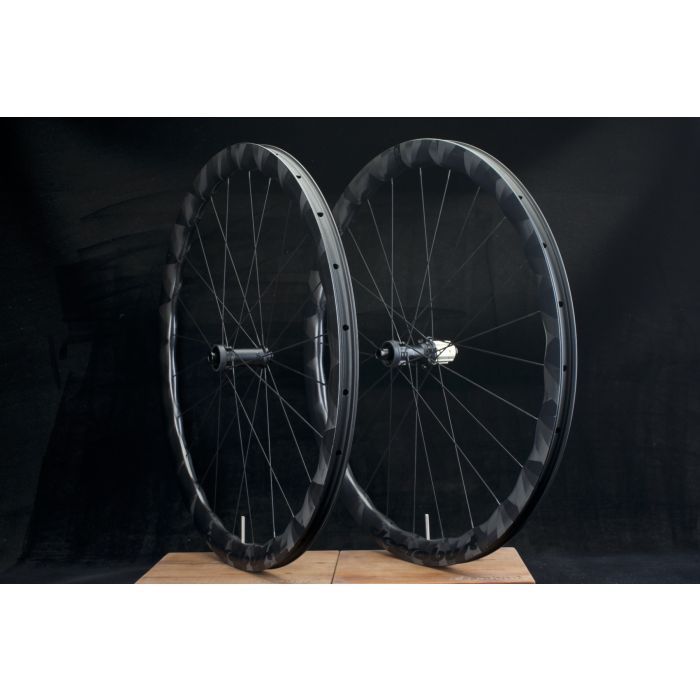 Customize Base 700C Carbon Disc Wavy Wheelset 28mm Wide CX All Road Gravel Asymmetric